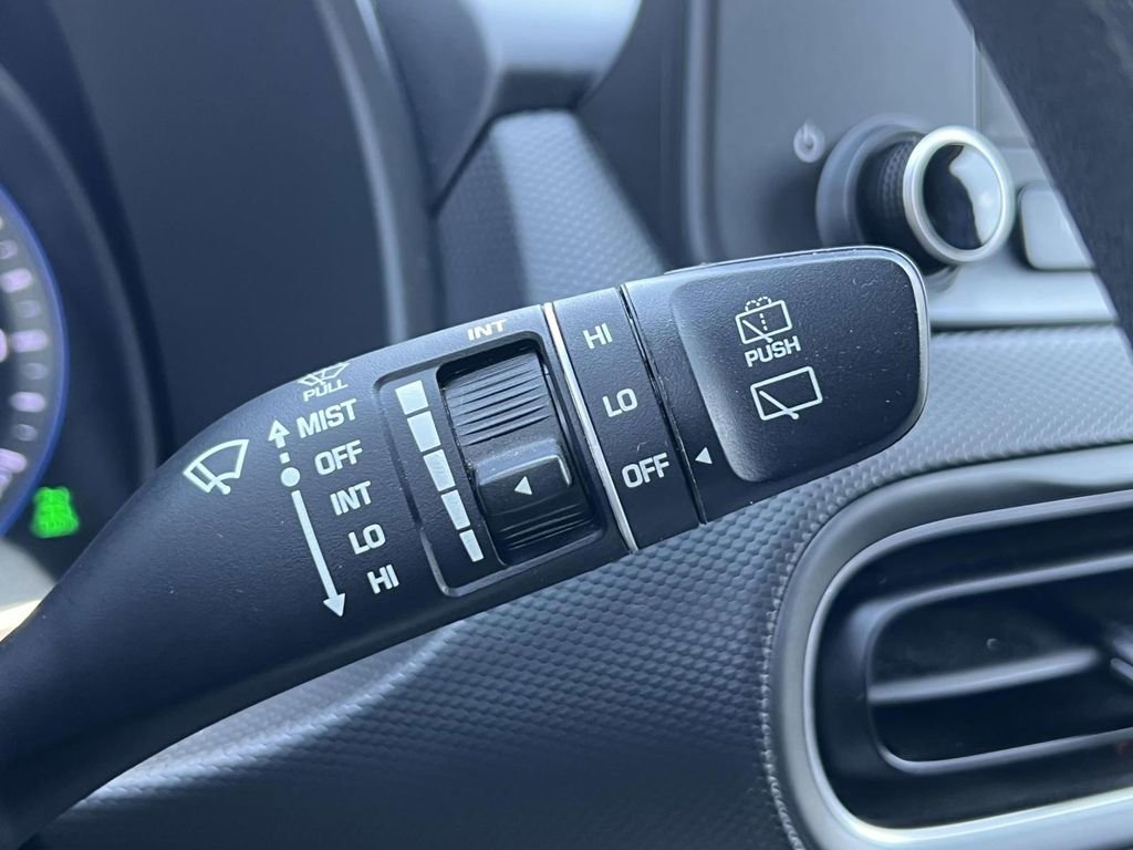 Certified 2023 Hyundai Kona SEL AWD/4WD image 26
