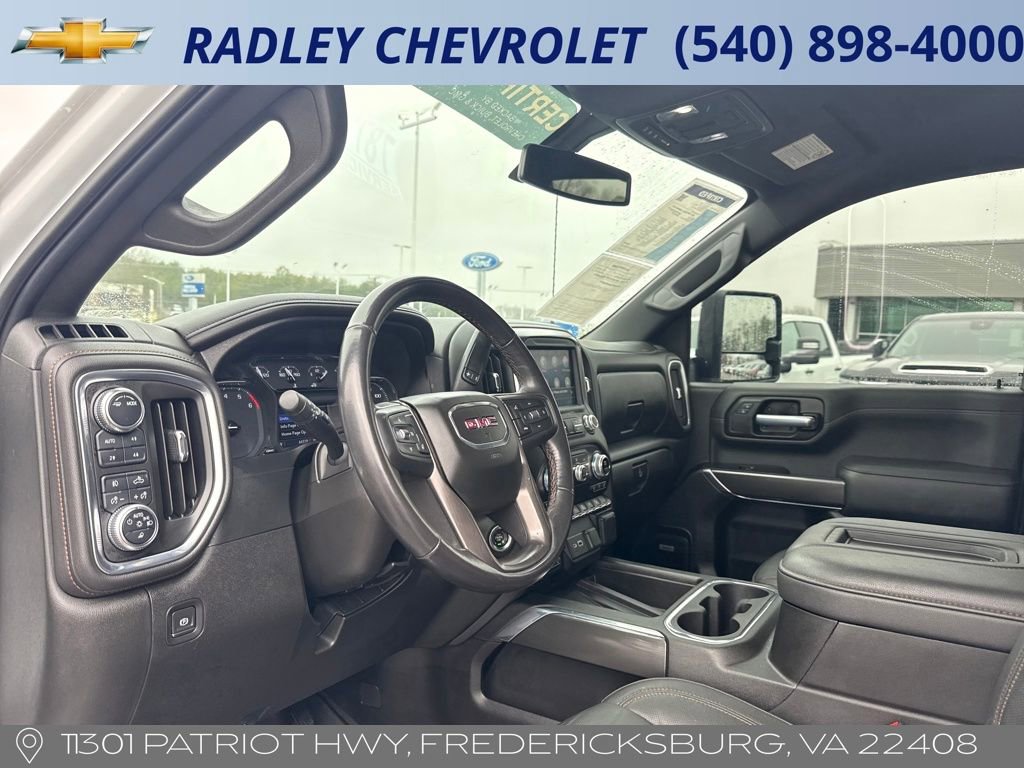 Used 2021 GMC Sierra 2500 AT4 w/ AT4 Preferred Package image 4