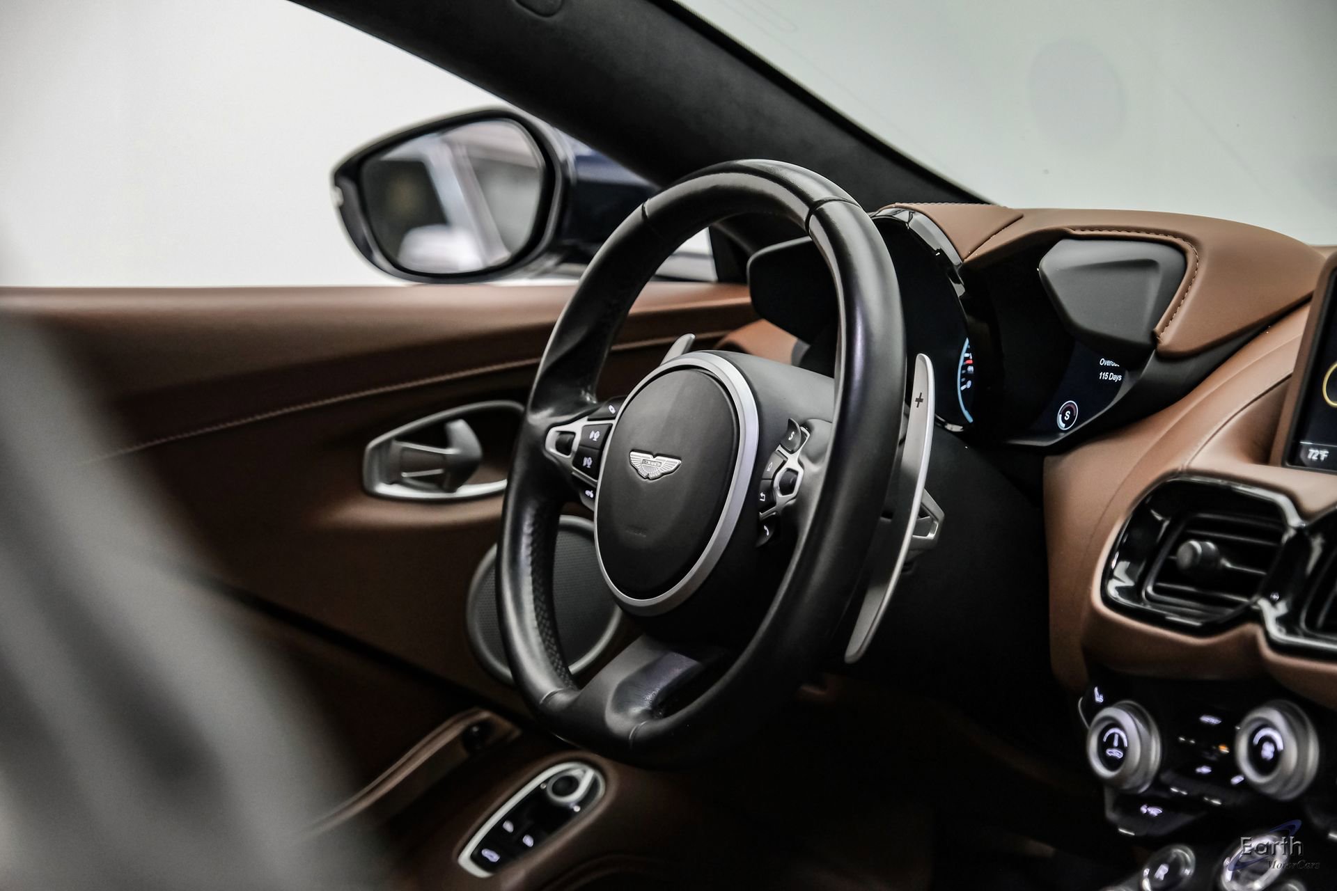 Used 2020 Aston Martin V8 Vantage Coupe RWD image 45