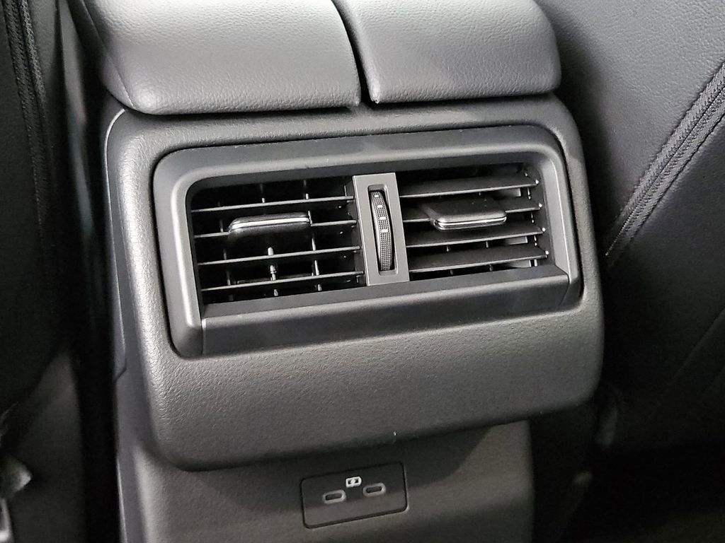 Used 2025 MAZDA CX-50 AWD 2.5 S w/ Premium Package image 27