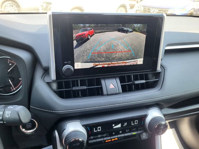 Used 2025 Toyota RAV4 XLE image 16
