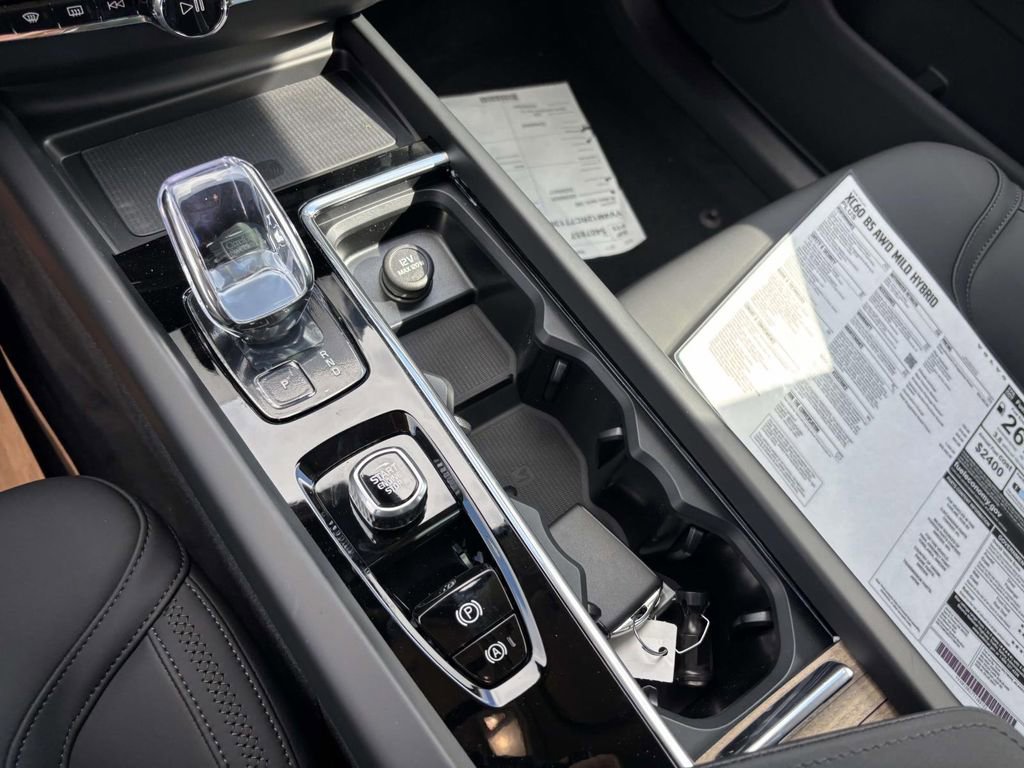 New 2026 Volvo XC60 B5 Plus w/ Protection Package Premier image 22