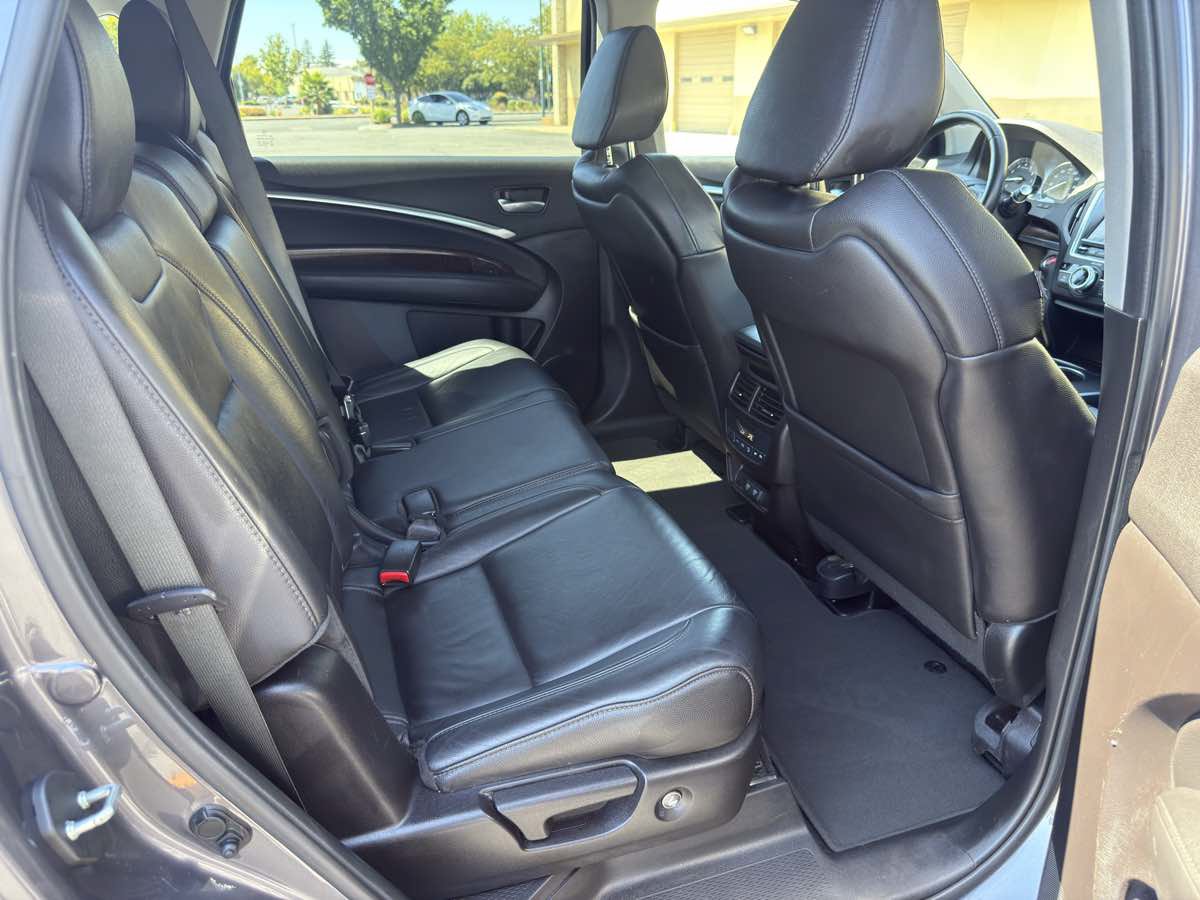 Used 2018 Acura MDX FWD image 22