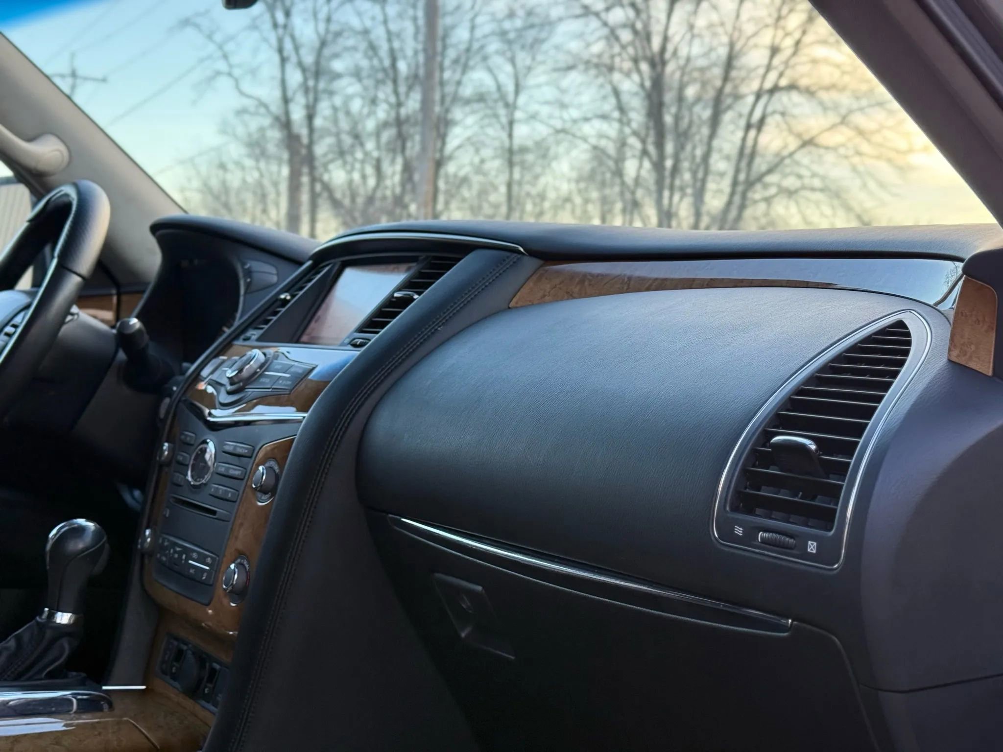 Used 2014 INFINITI QX80 4WD w/ Theater Package image 53