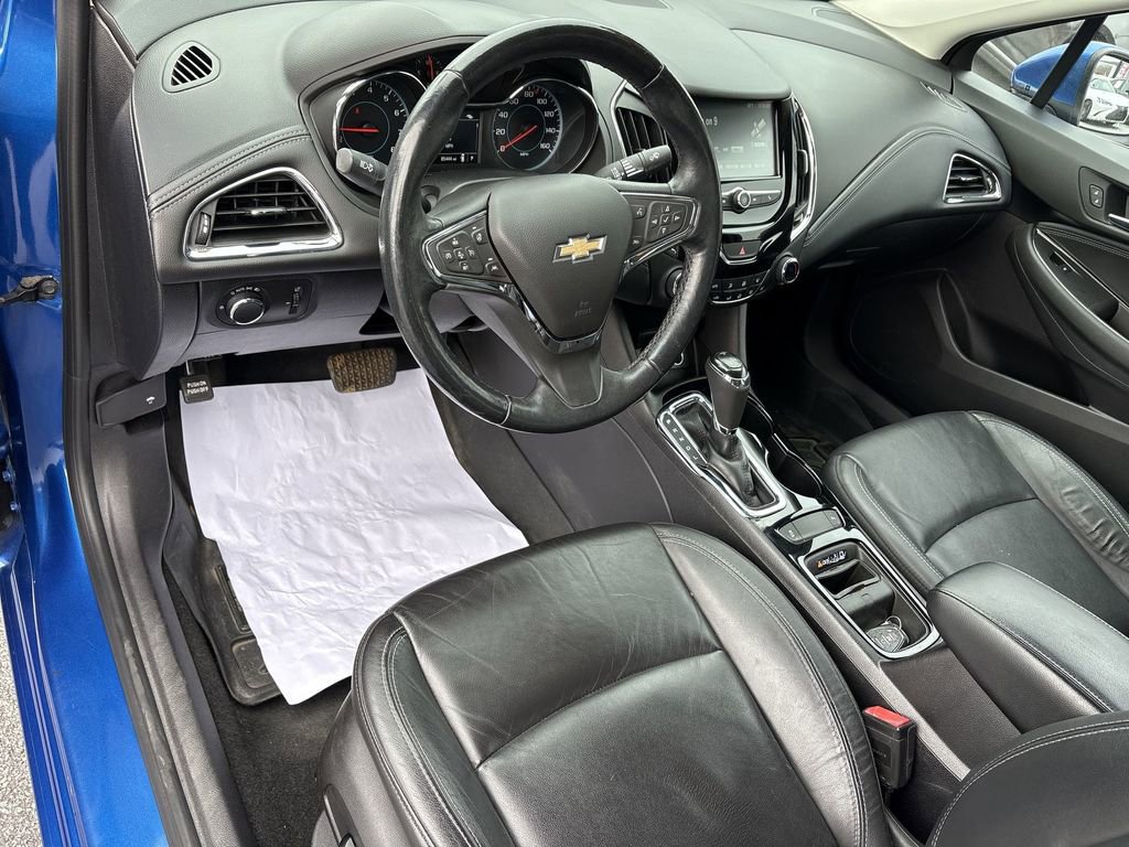 Certified 2017 Chevrolet Cruze Premier w/ Enhanced Convenience Package image 12