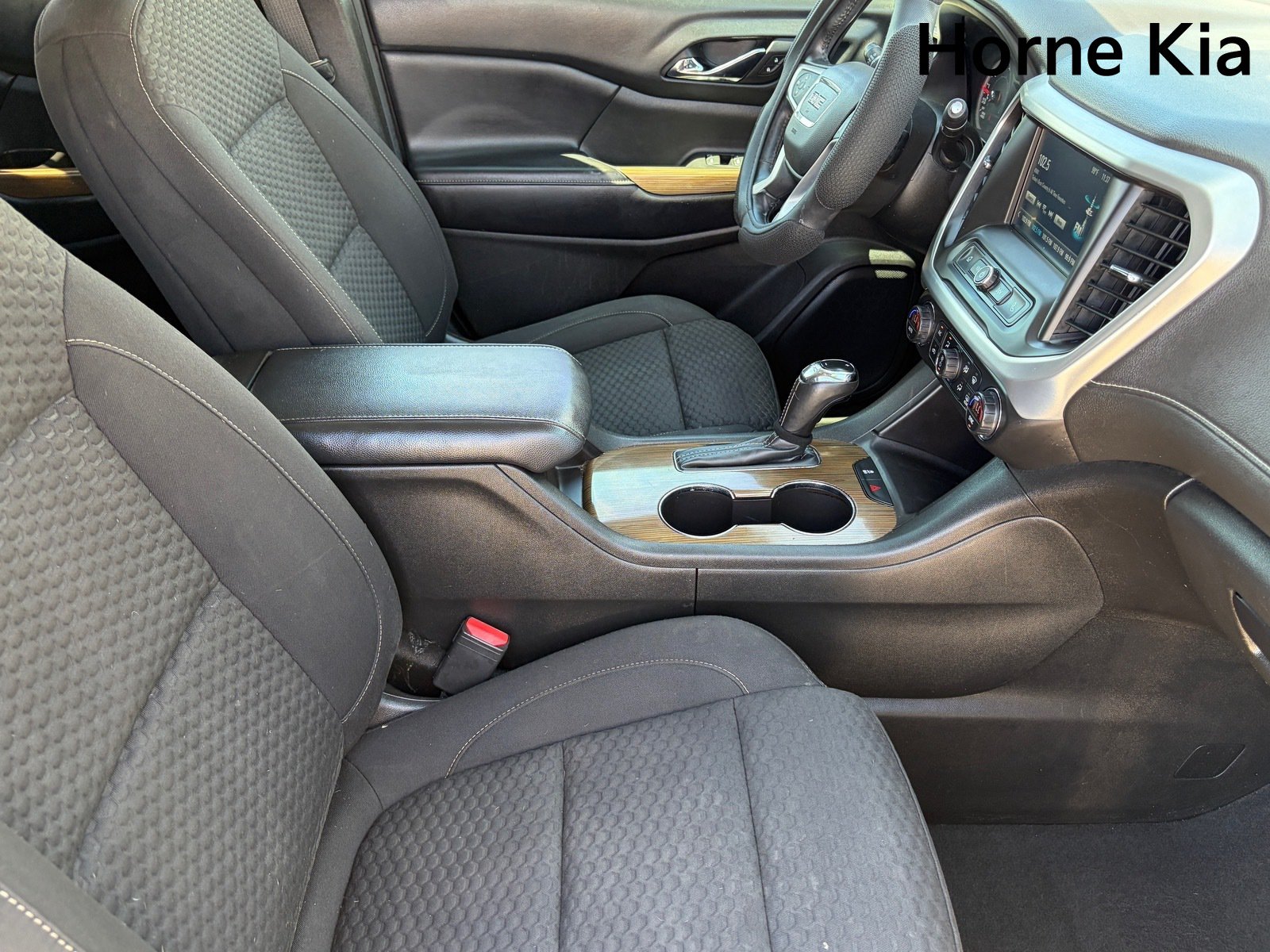Used 2018 GMC Acadia SLE FWD image 10