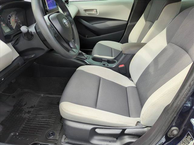 Used 2024 Toyota Corolla LE FWD image 15