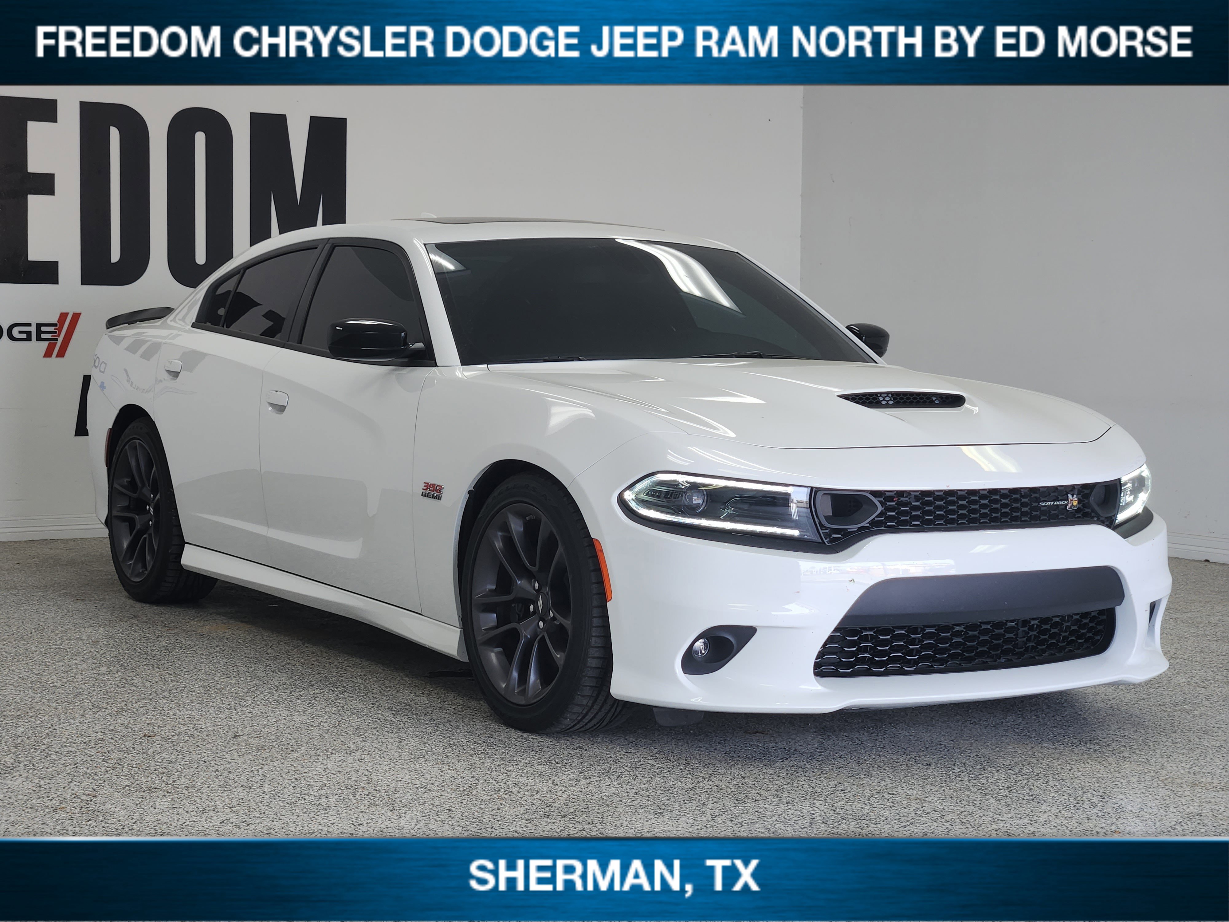Used 2023 Dodge Charger Scat Pack w/ Plus Group image 2