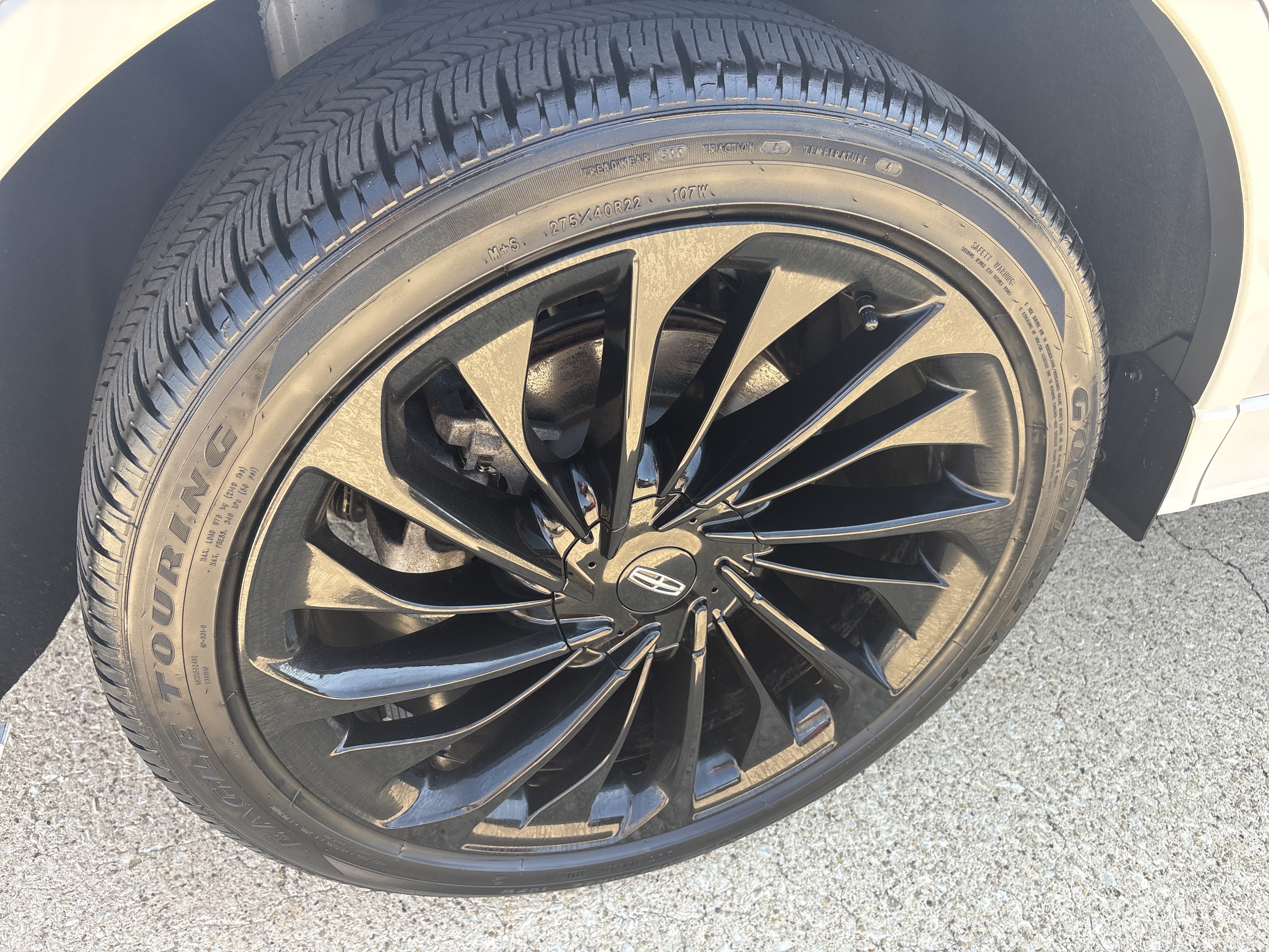 Used 2025 Lincoln Aviator Reserve w/ Equipment Group 201A AWD/4WD image 8