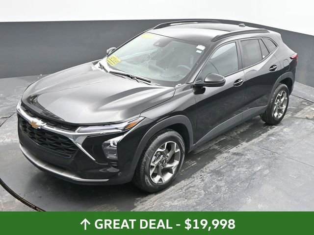 Used 2025 Chevrolet Trax LT image 39