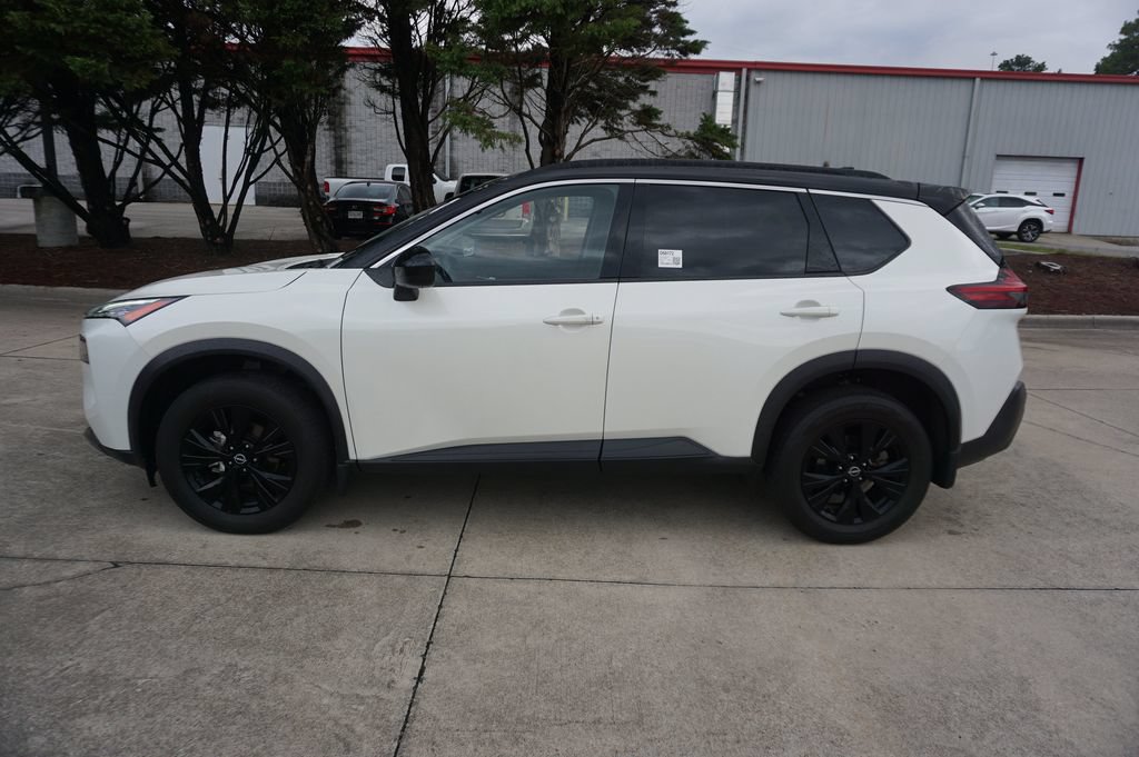Used 2023 Nissan Rogue SV w/ SV Premium B Package FWD image 19