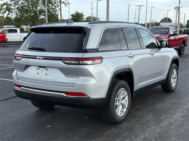 New 2025 Jeep Grand Cherokee Laredo X image 3
