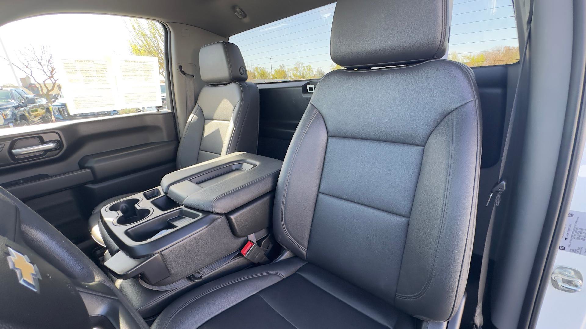 Used 2025 Chevrolet Silverado 2500 W/T w/ WT Convenience Package image 11