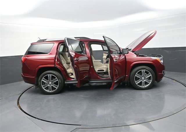 Used 2017 GMC Acadia Denali w/ Technology Package image 42