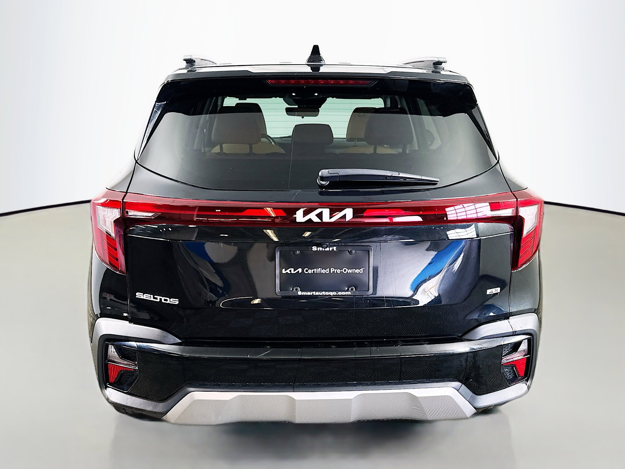Used 2024 Kia Seltos EX AWD/4WD image 6