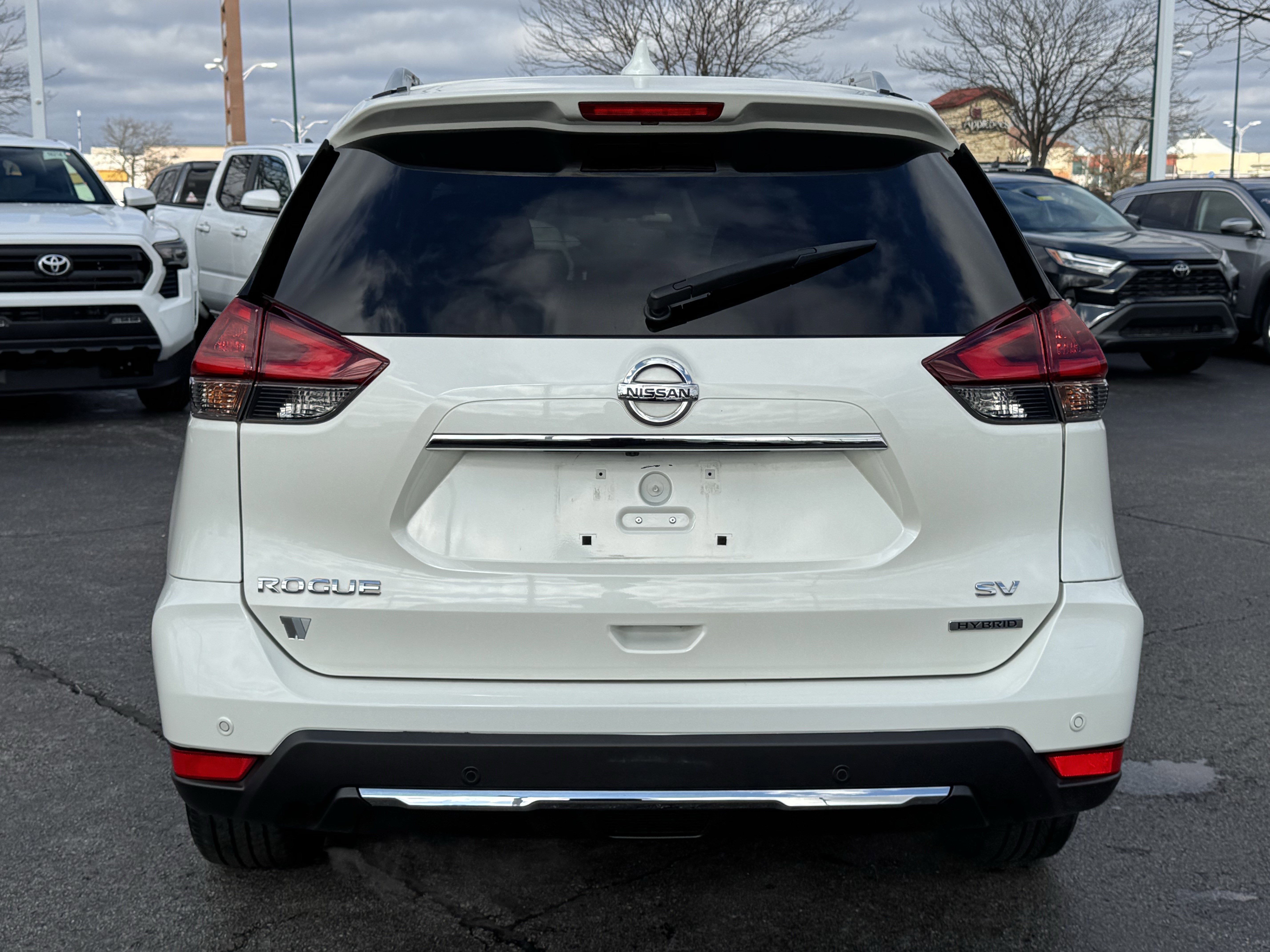 Used 2019 Nissan Rogue SV w/ Premium Package image 19