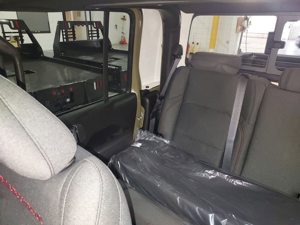 New 2026 Jeep Gladiator Rubicon w/ Steel Power Dome Hood Package AWD/4WD image 12