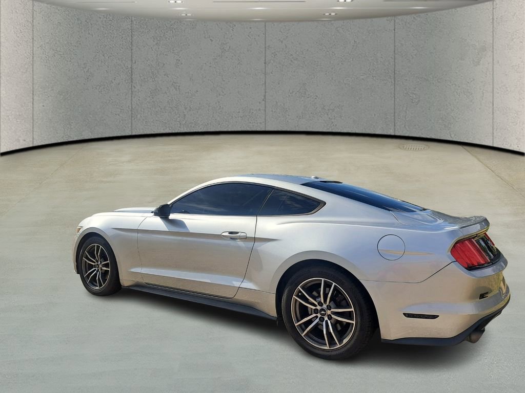 Used 2016 Ford Mustang Premium image 6