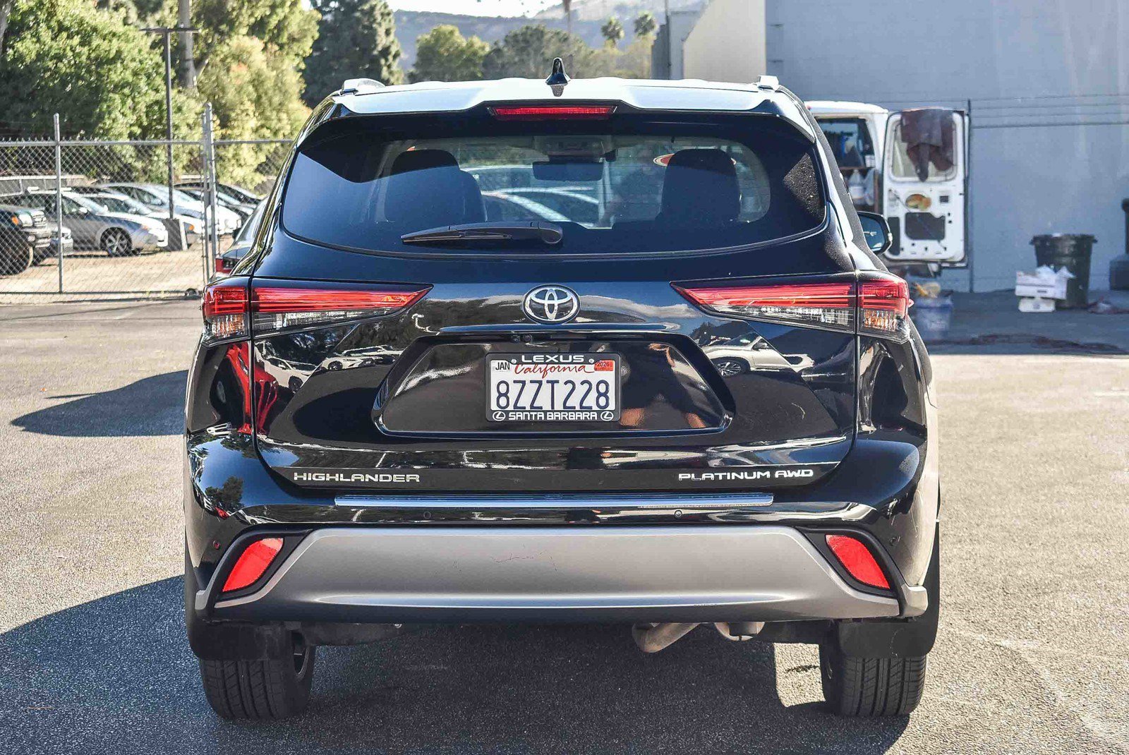 Used 2022 Toyota Highlander Platinum image 5
