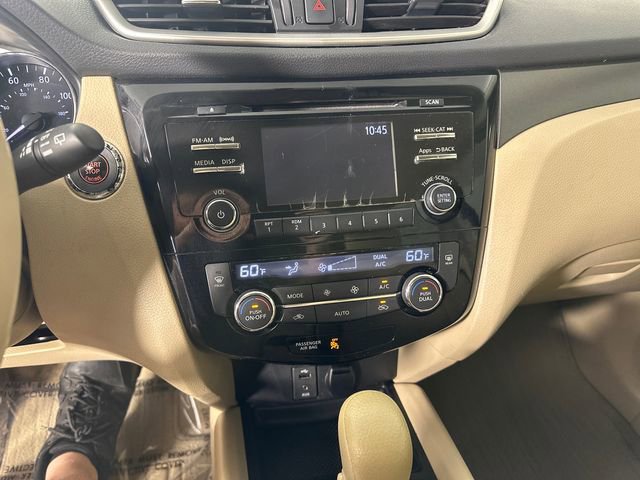 Used 2014 Nissan Rogue SV FWD image 28