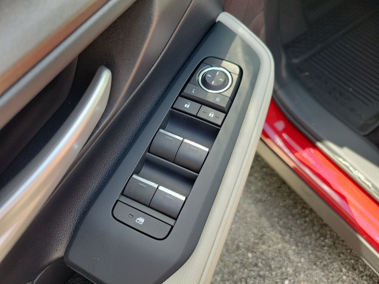 New 2026 Toyota Grand Highlander FWD image 15