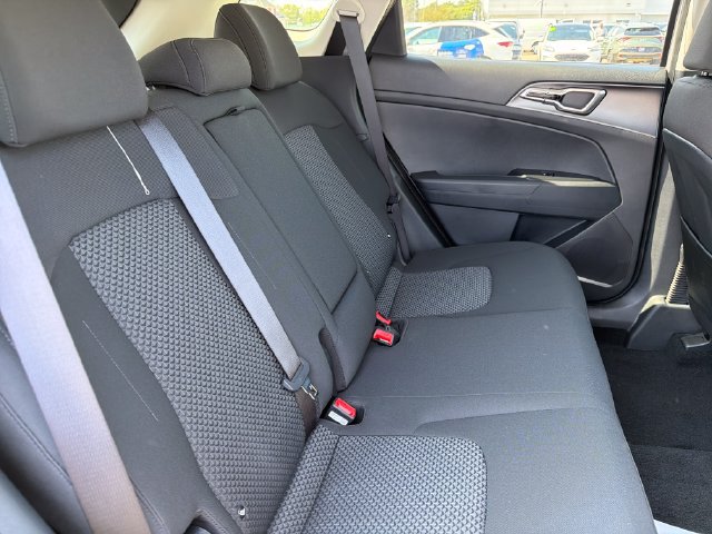 New 2027 Kia Sportage S FWD image 23