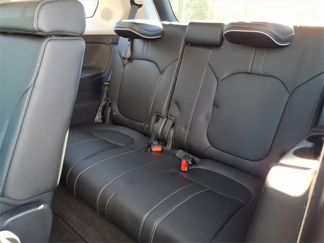 Used 2023 Honda Pilot Elite image 19