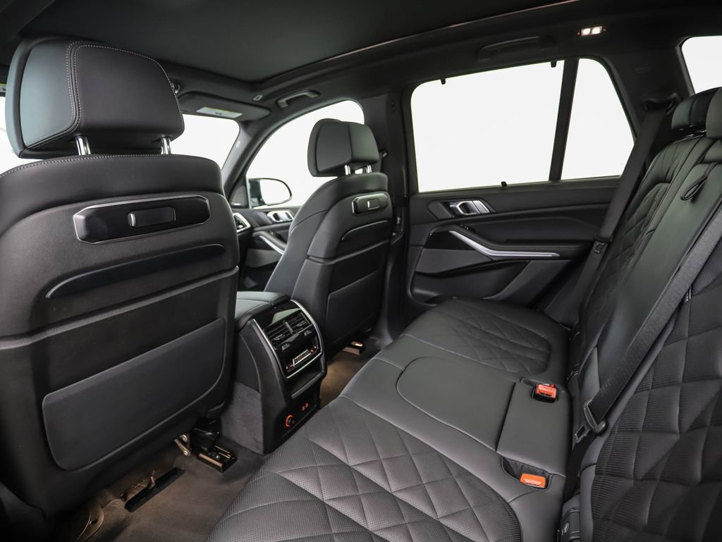 Certified 2025 BMW X5 M60i image 21