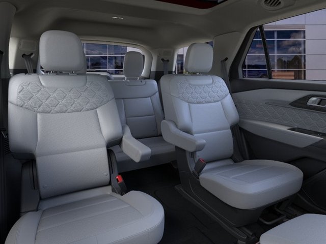 New 2026 Ford Explorer Platinum w/ LUX Leather Package AWD/4WD image 11