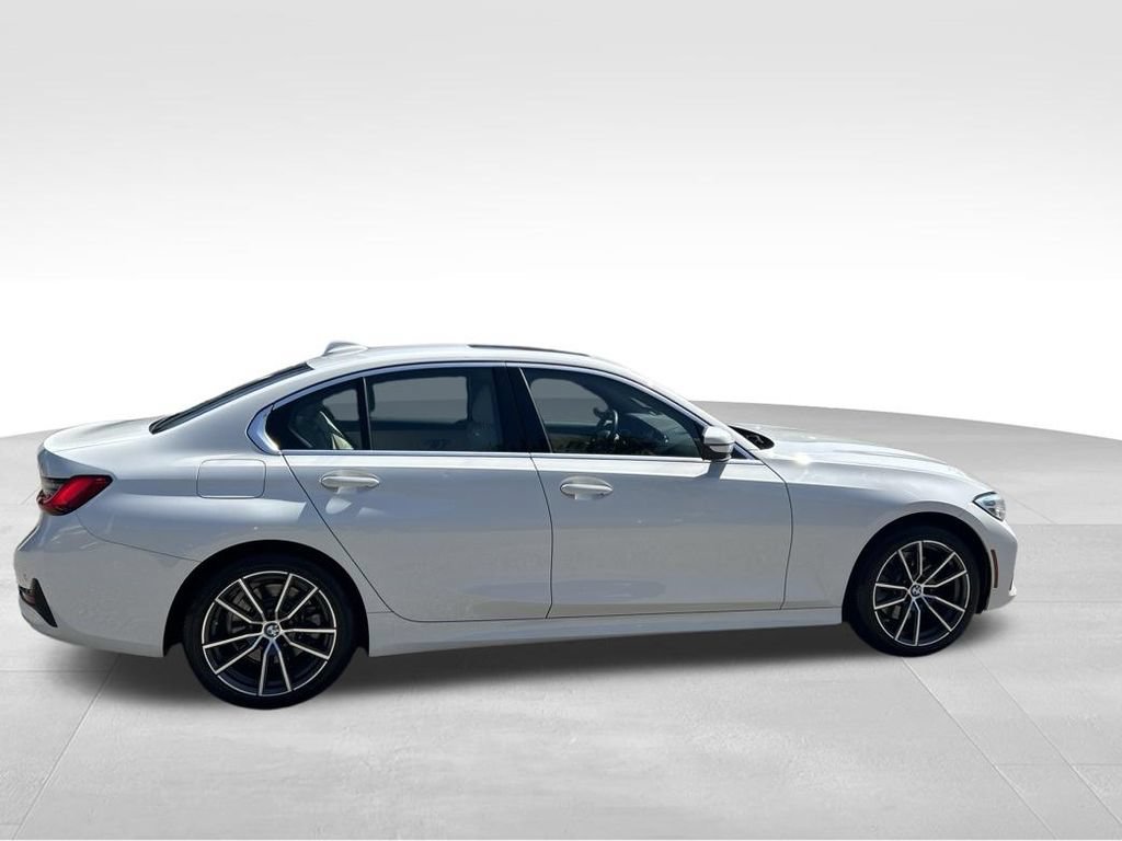 Used 2021 BMW 330i xDrive Sedan w/ Driving Assistance Package AWD/4WD image 7