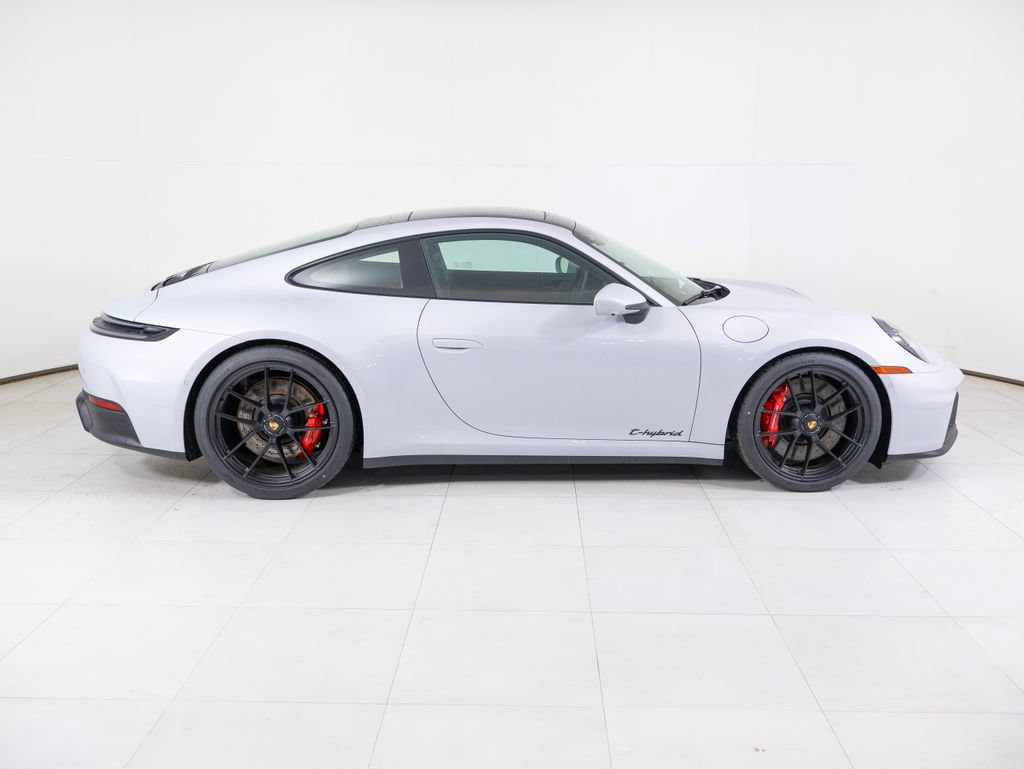 New 2026 Porsche 911 Carrera GTS RWD image 27