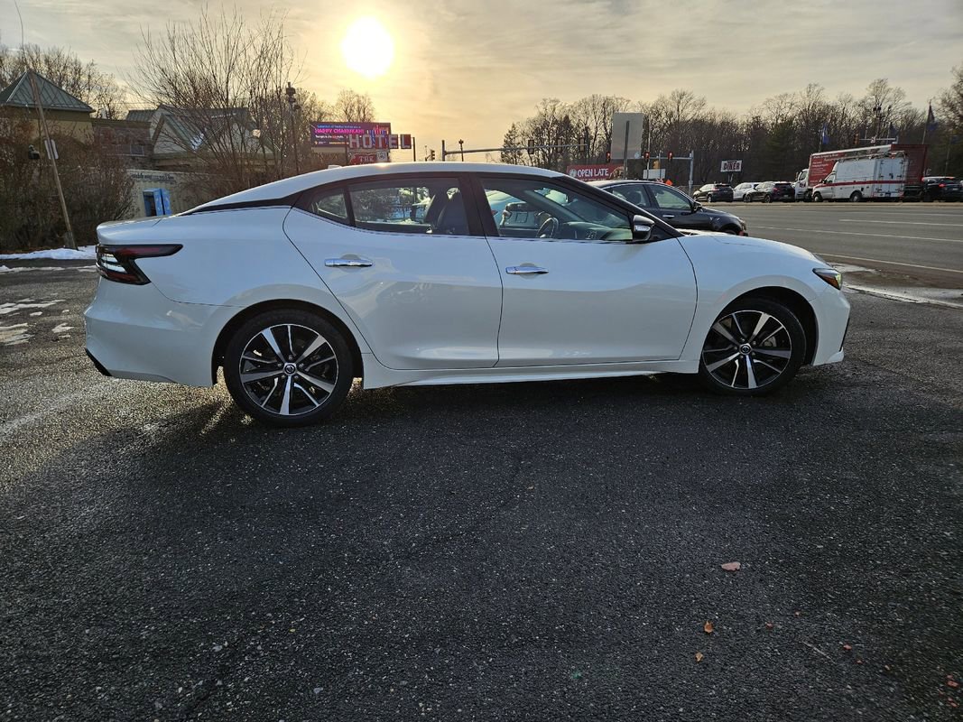 Used 2022 Nissan Maxima SV w/ Floor Mat Group image 6