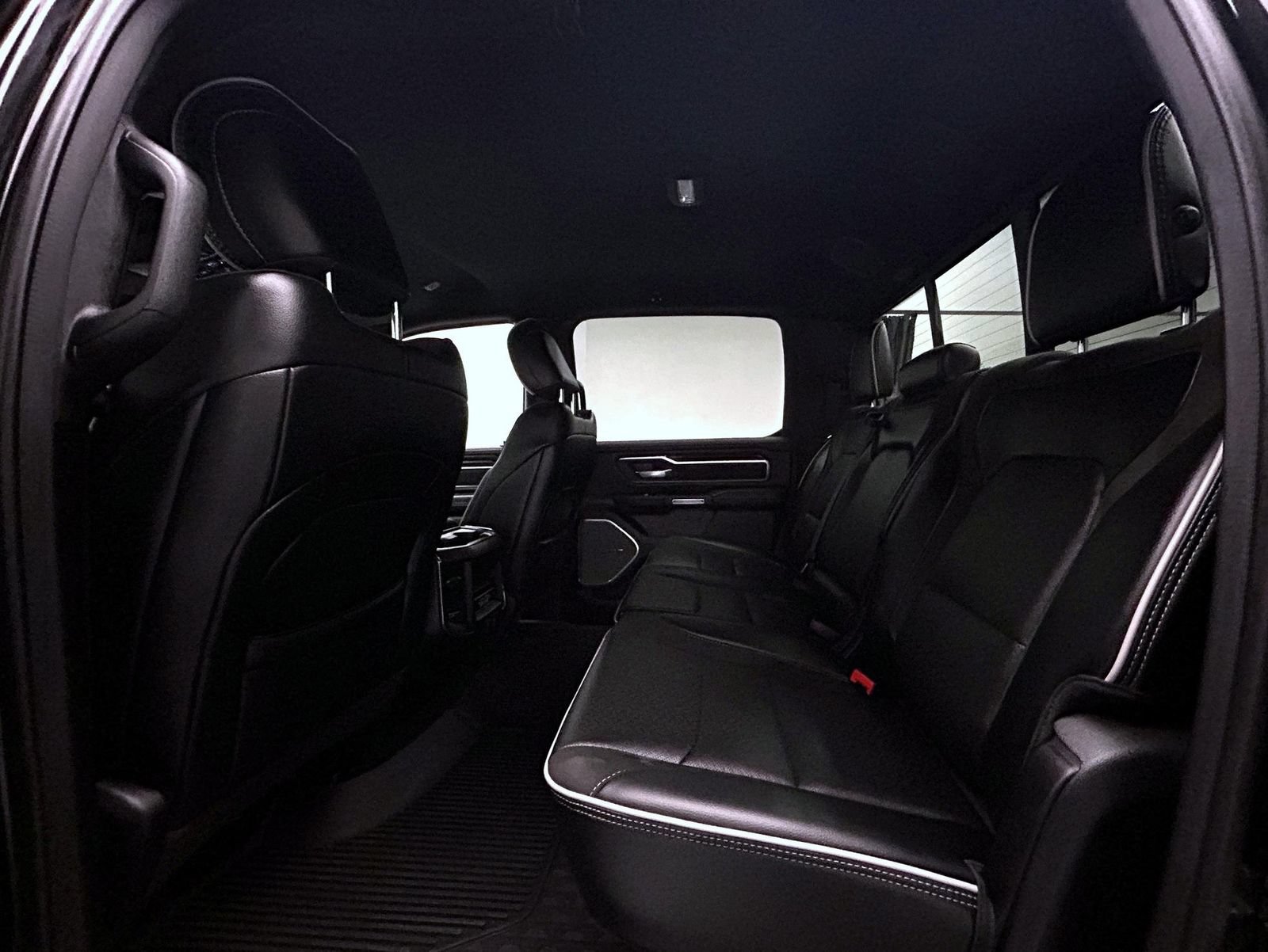 Used 2025 RAM 1500 Laramie w/ Night Edition AWD/4WD image 19
