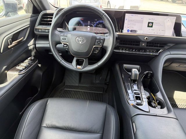 Certified 2025 Toyota Crown AWD/4WD image 23