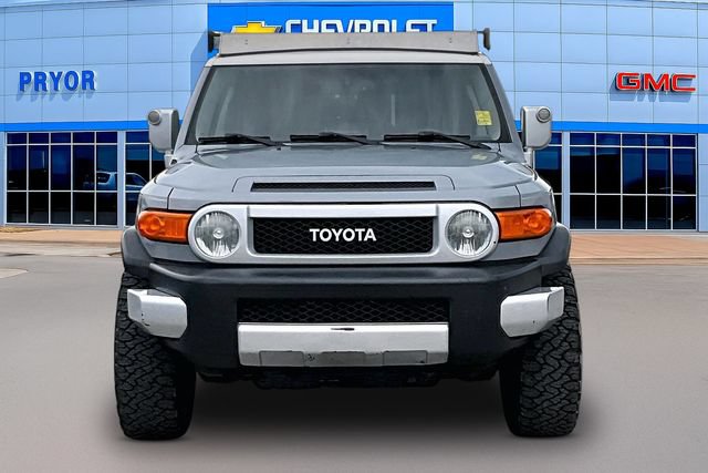 Used 2014 Toyota FJ Cruiser 4WD w/ Convenience Package image 2