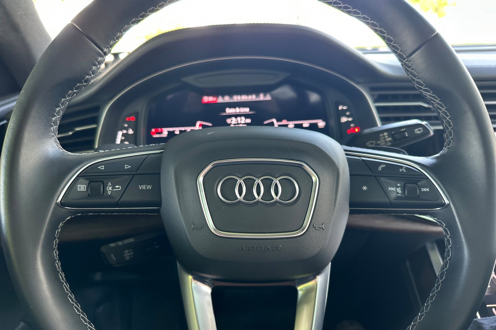 Used 2025 Audi Q8 Prestige AWD/4WD image 30