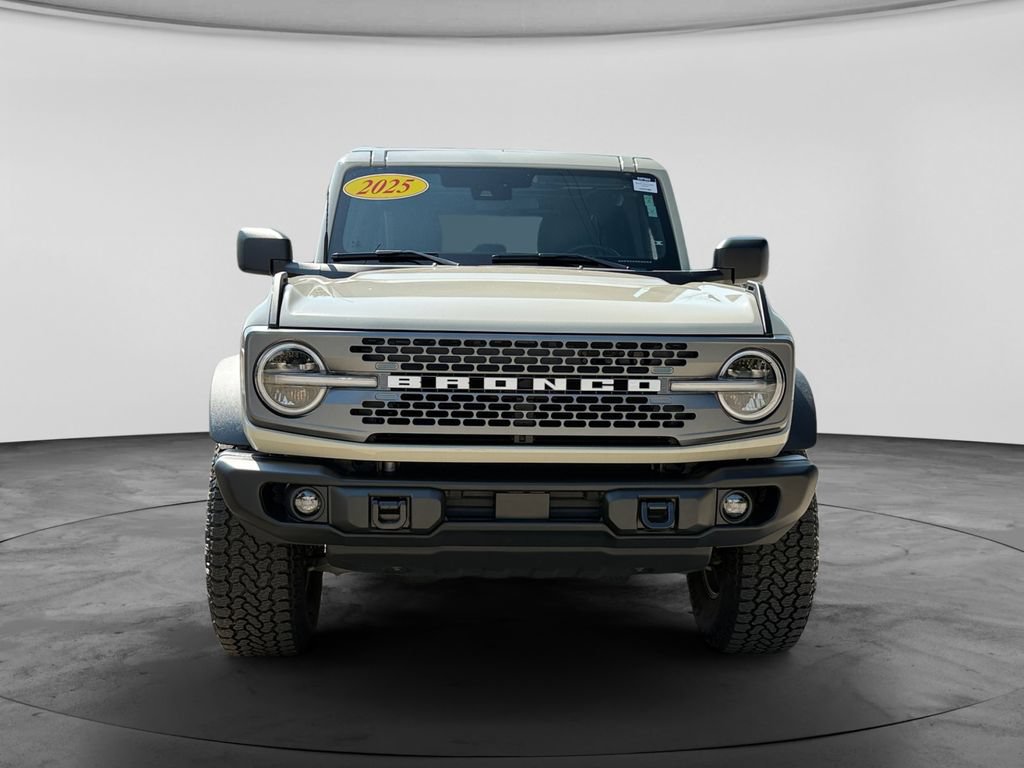Used 2025 Ford Bronco Badlands w/ Sasquatch Package AWD/4WD image 2
