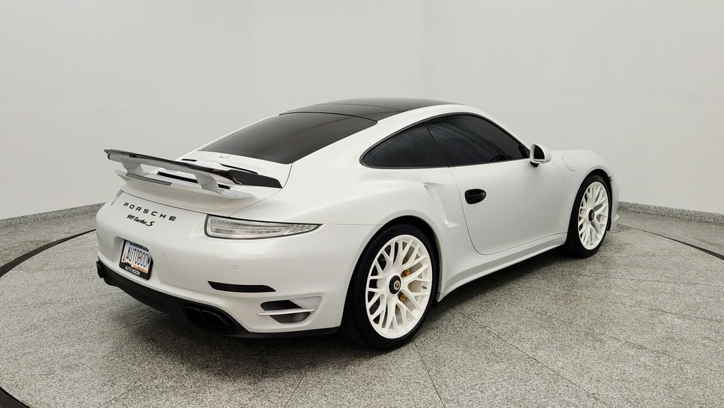 Used 2015 Porsche 911 Turbo S AWD/4WD image 4