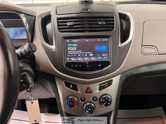 Used 2016 Chevrolet Trax LT w/ LT Convenience Package FWD image 35