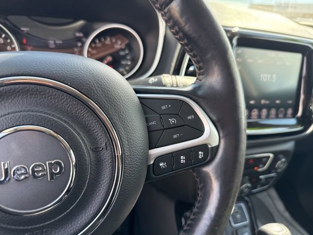 Used 2021 Jeep Compass Limited image 30