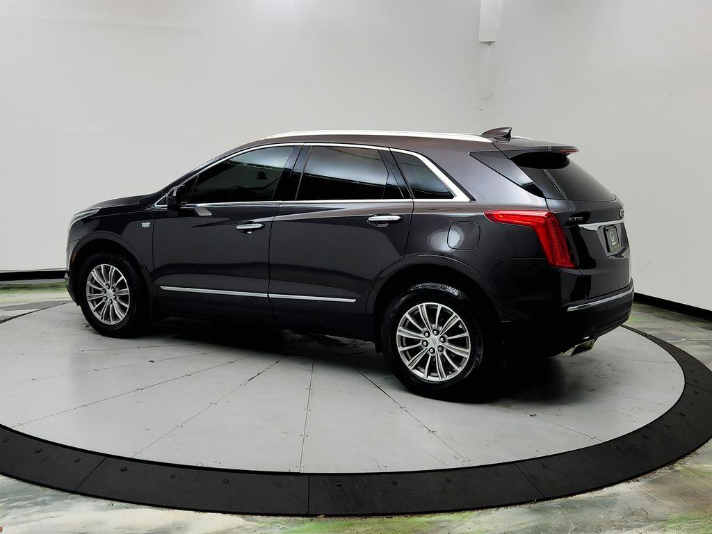 Used 2017 Cadillac XT5 Luxury w/ Driver Awareness Package FWD image 7