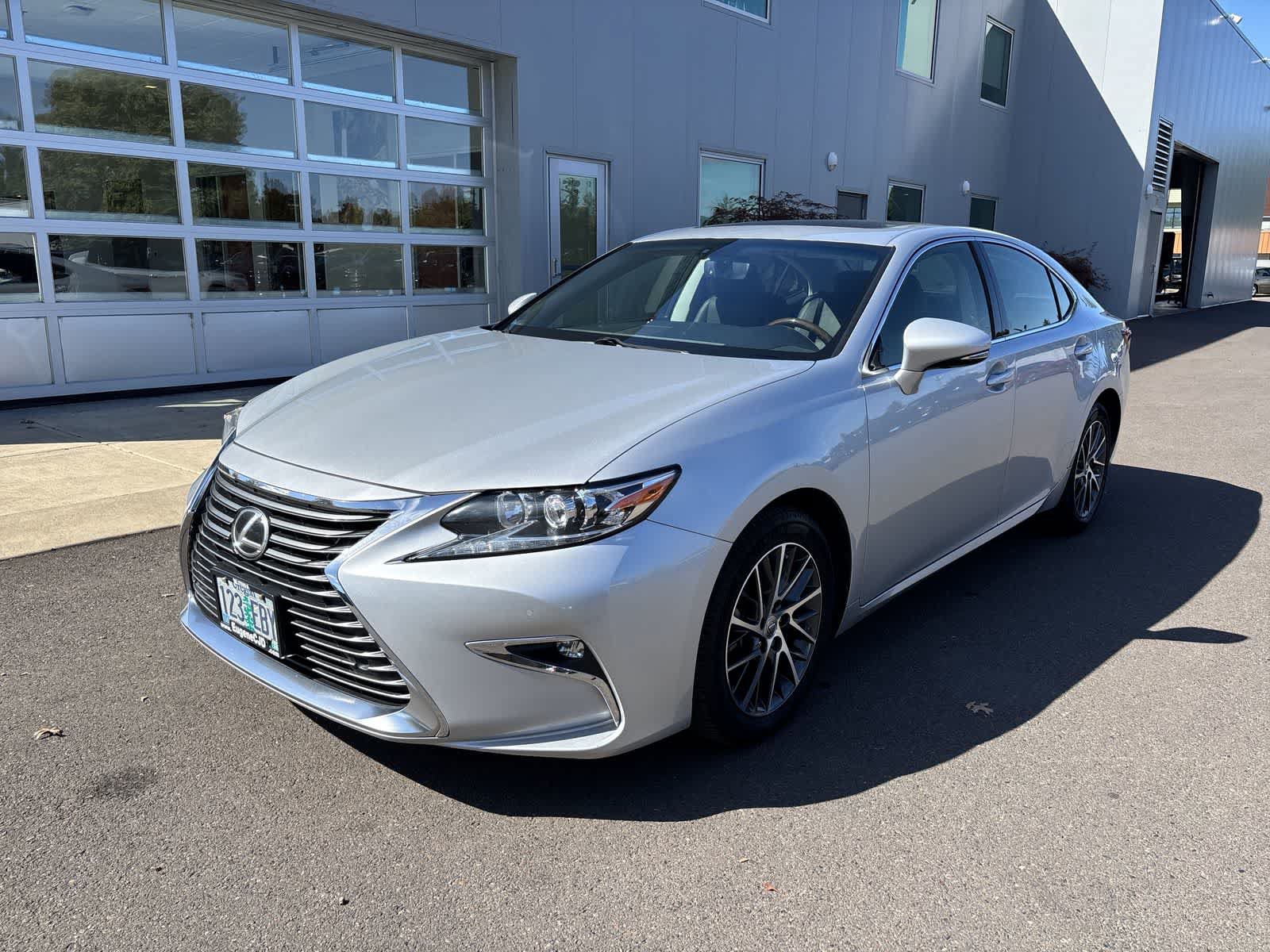 Used 2016 Lexus ES 350 w/ Premium Package w/Wood Trim