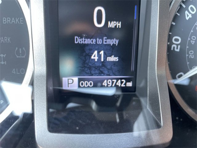 Used 2022 Toyota Tacoma Limited image 12