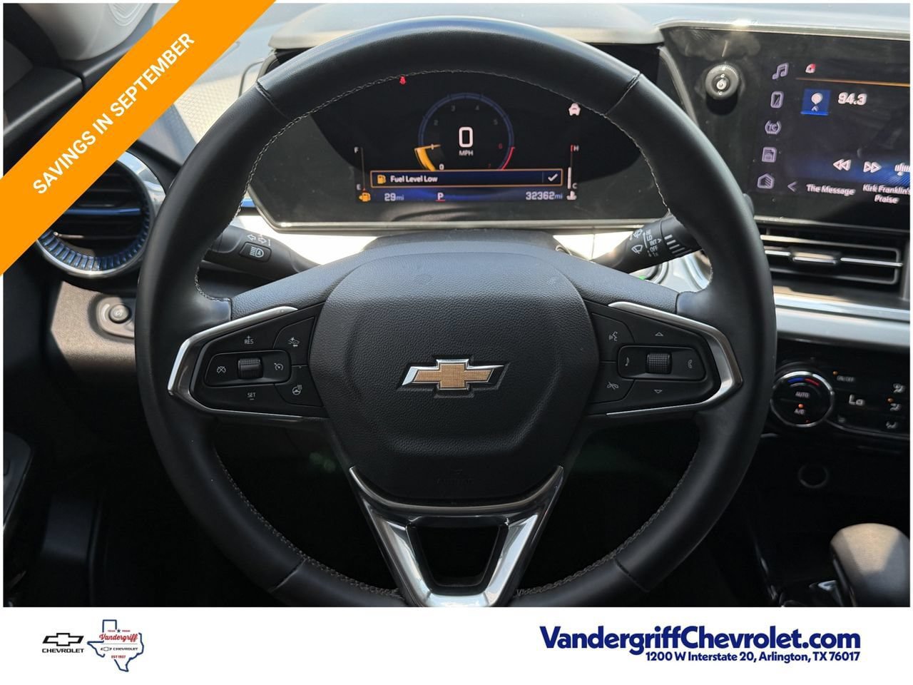 Used 2024 Chevrolet Trax LT w/ Driver Confidence Package FWD image 12