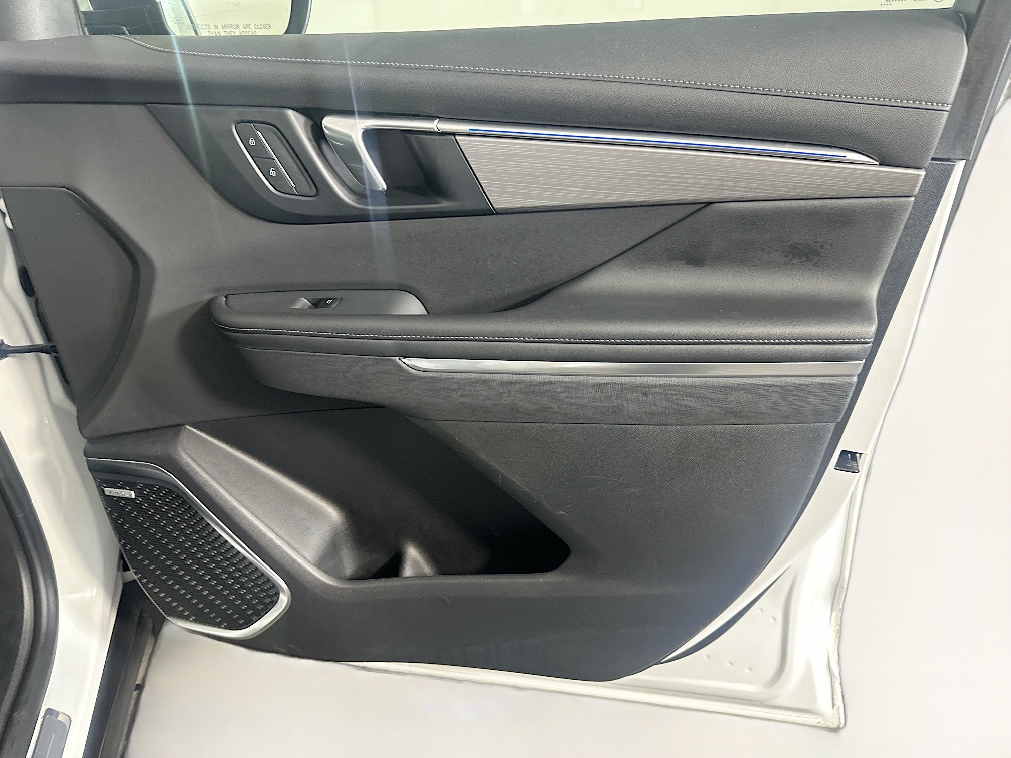 Used 2025 Buick Enclave Preferred FWD image 35