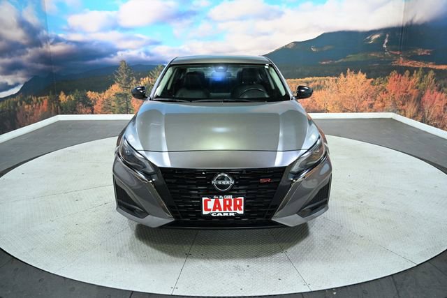 Used 2024 Nissan Altima 2.5 SR image 3