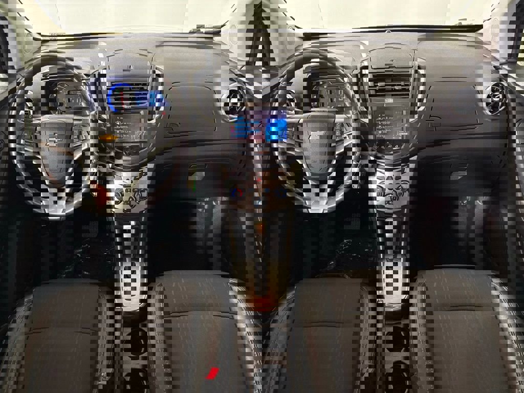 Used 2015 Chevrolet Trax LT w/ LT Plus Package image 26