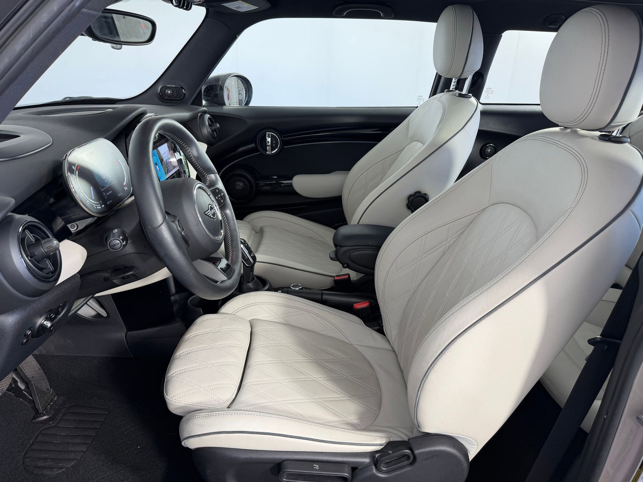 Certified 2023 MINI Cooper S image 5