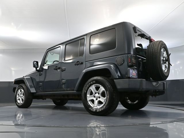 Used 2008 Jeep Wrangler Unlimited Sahara AWD/4WD image 39