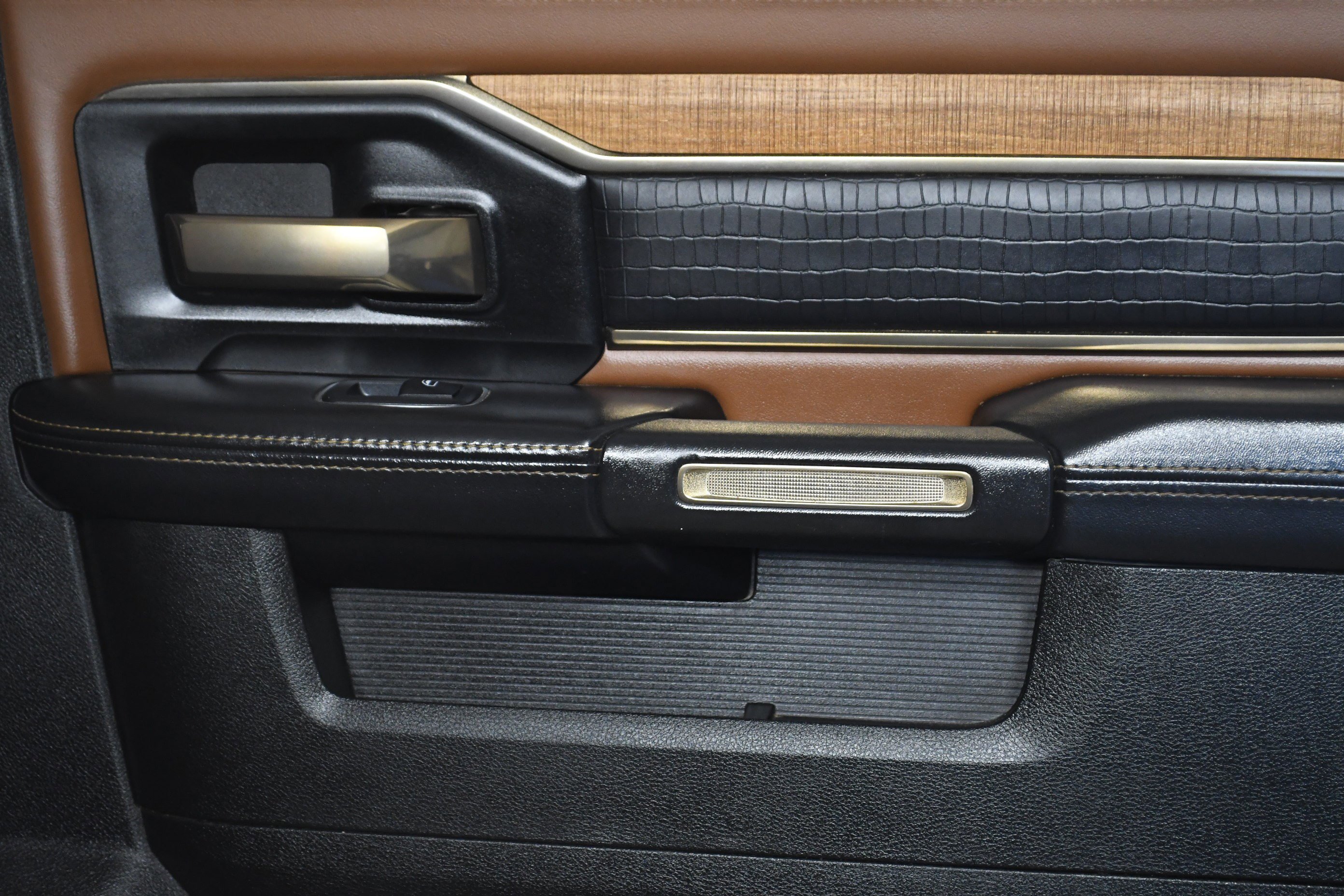 Used 2022 RAM 2500 Limited image 24